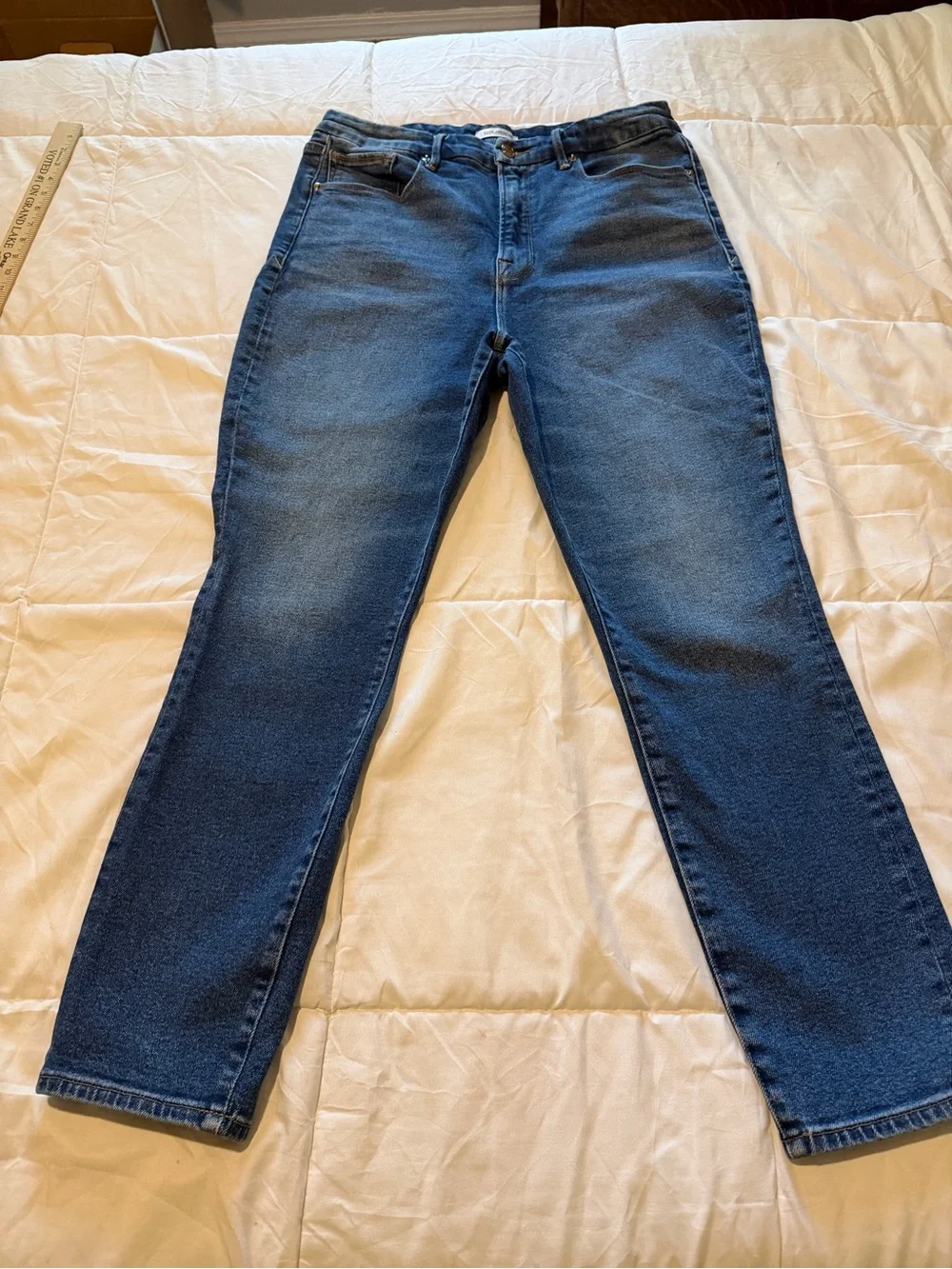 Good American Women's Dark Blue Straight Leg Jeans
